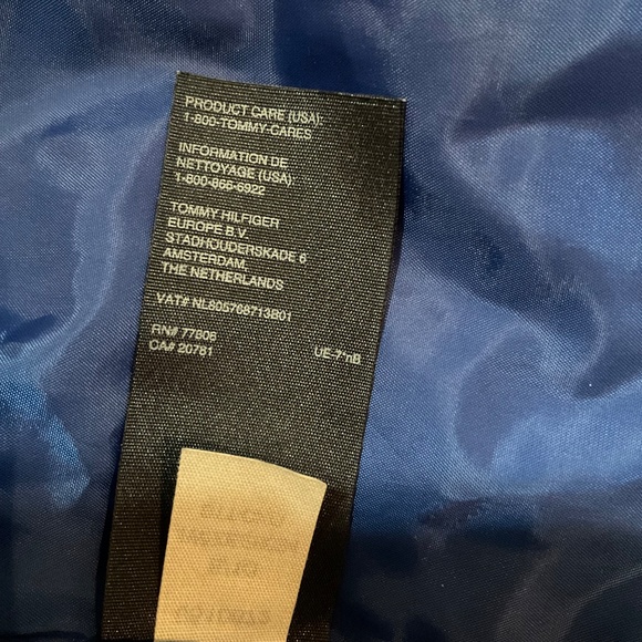 Tommy Hilfiger Down Filled Silver Gray Women’s Winter Hooded Puffer Coat Size 1X - Picture 9 of 12